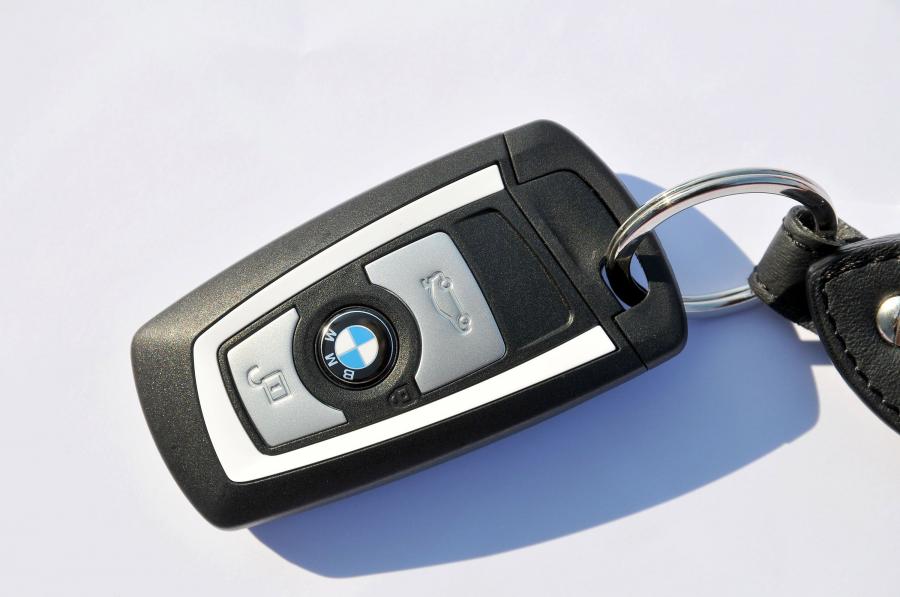  BMW 1-Series Urban Line 2012 года  (фото 8 из 82)